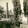Továrna na zpracování vlasů kolem r. 1920: Divadelní služba s.r.o.
